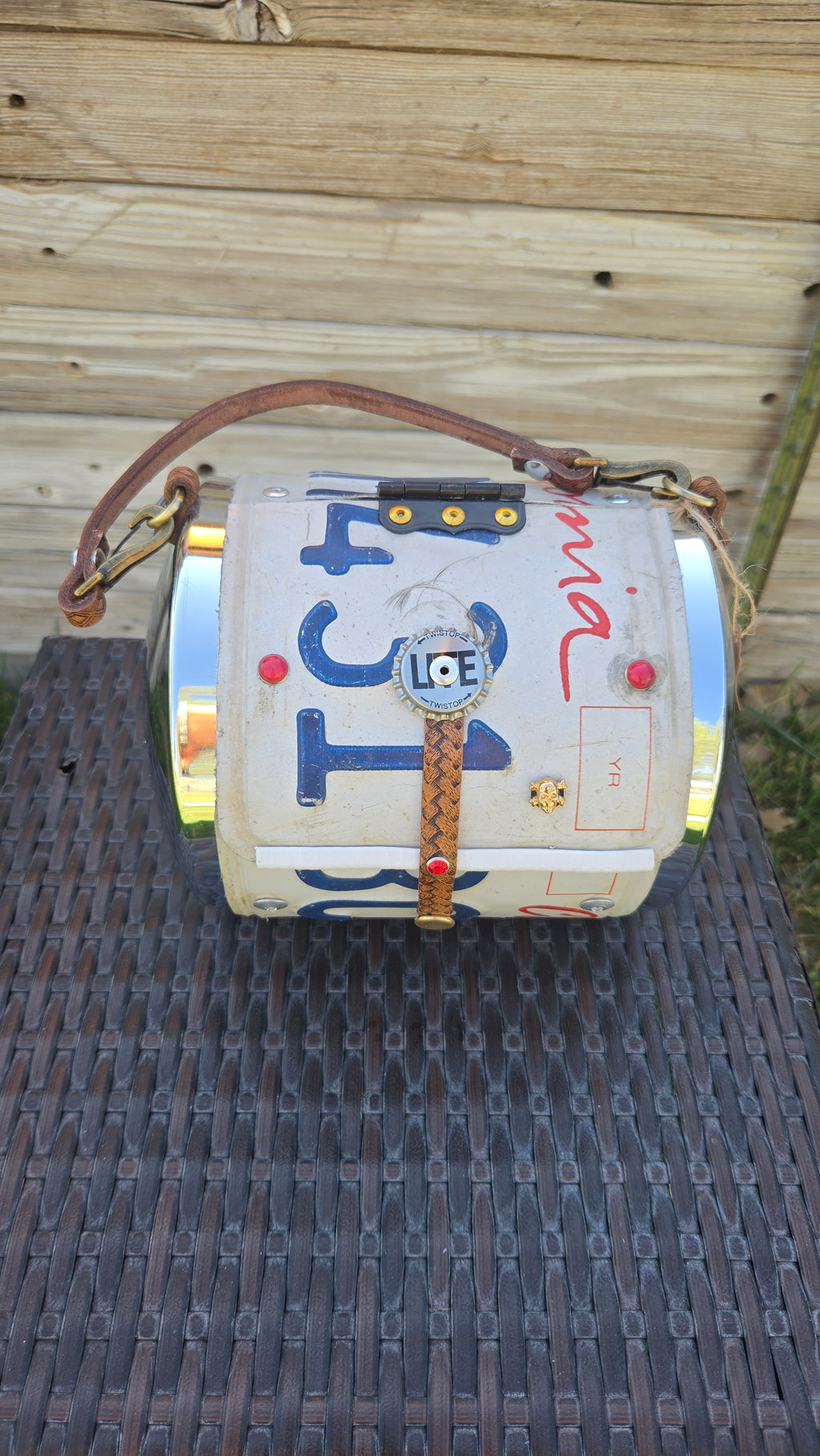 Upcyceld California License Plate Barel Purse-Handmade Vintage Cylinder Handbag with tooled Leather Strap