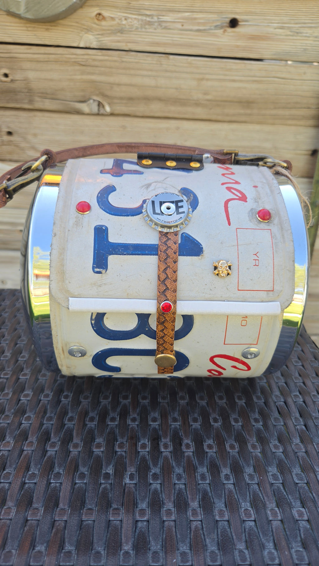 Upcyceld California License Plate Barel Purse-Handmade Vintage Cylinder Handbag with tooled Leather Strap