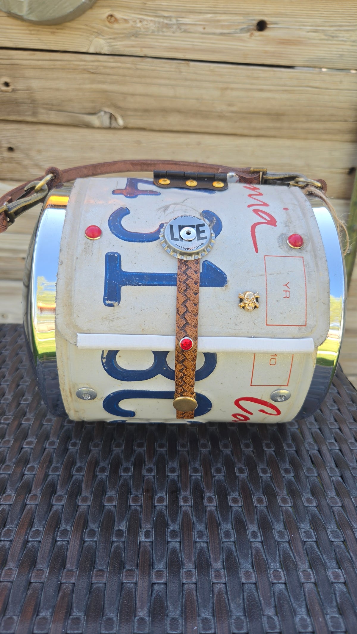 Upcyceld California License Plate Barel Purse-Handmade Vintage Cylinder Handbag with tooled Leather Strap